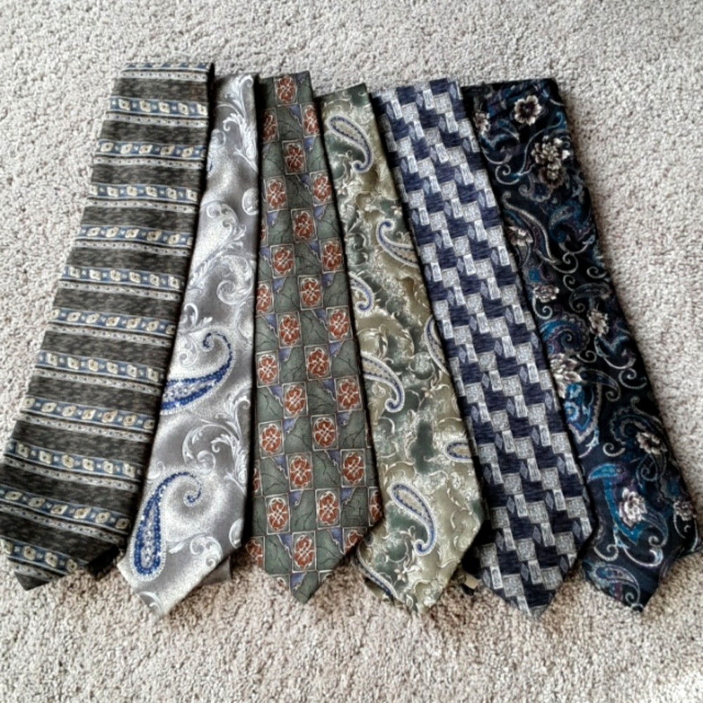 Mens neckties four silk Barrington / one Wembley/ one Ketch.